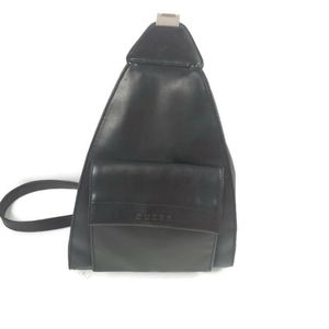 guess black sling bag